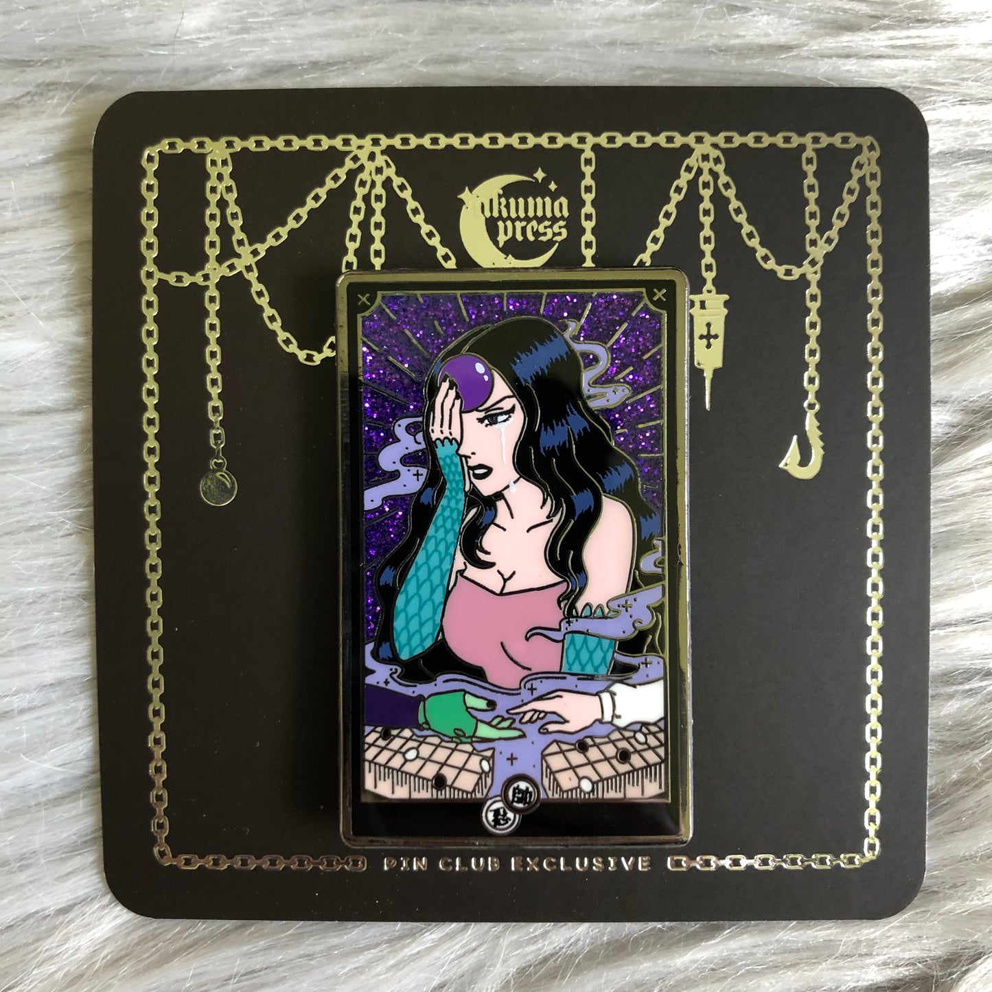 Palm Tarot Pin
